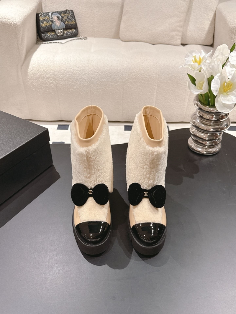 Ch**el boots